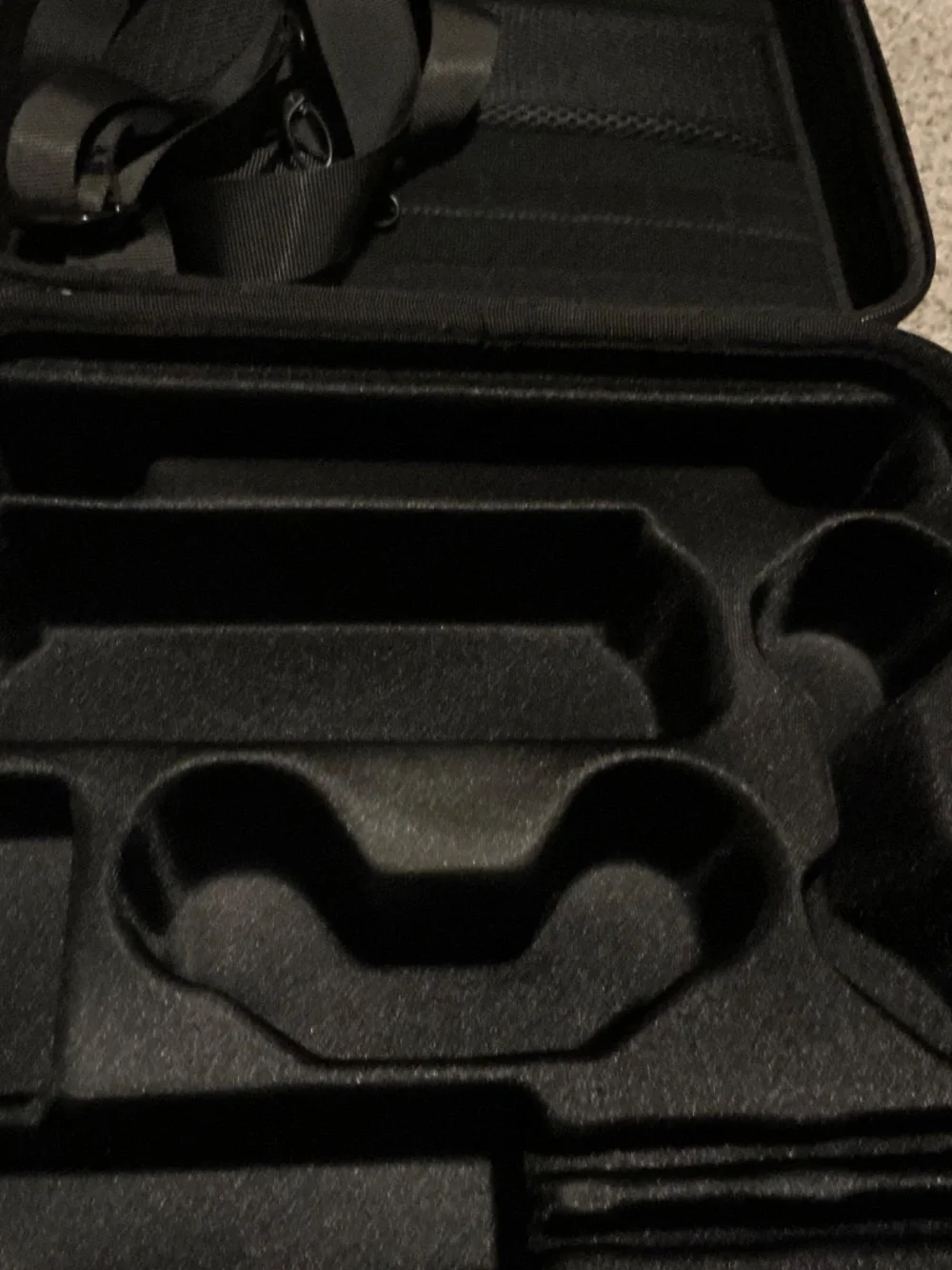 STARTRC GAMES VR Headset for Nintendo Switch, plus STARTRC GAME CASE